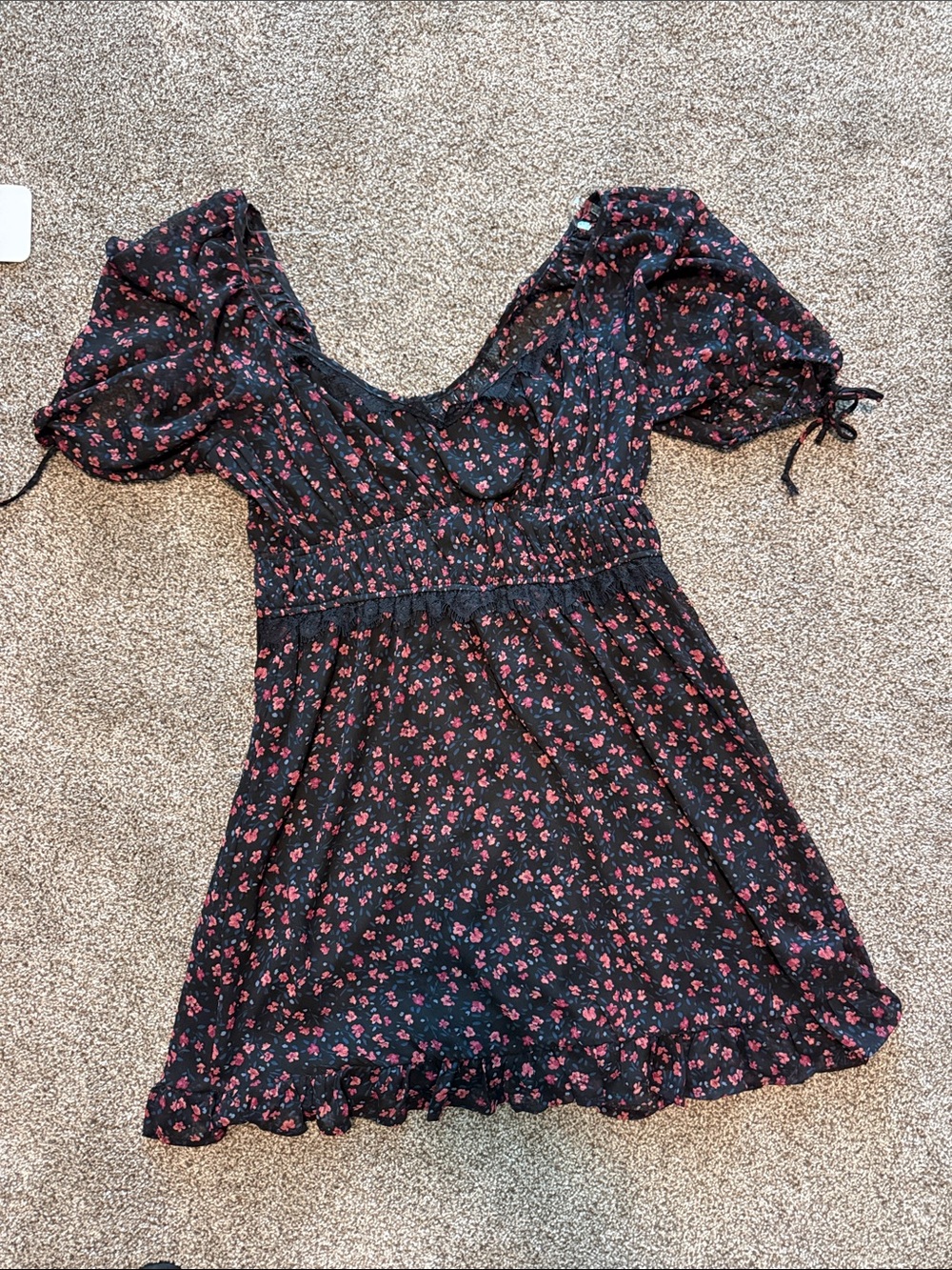Womens Black Floral Puff-Sleeve Dress - Sz M